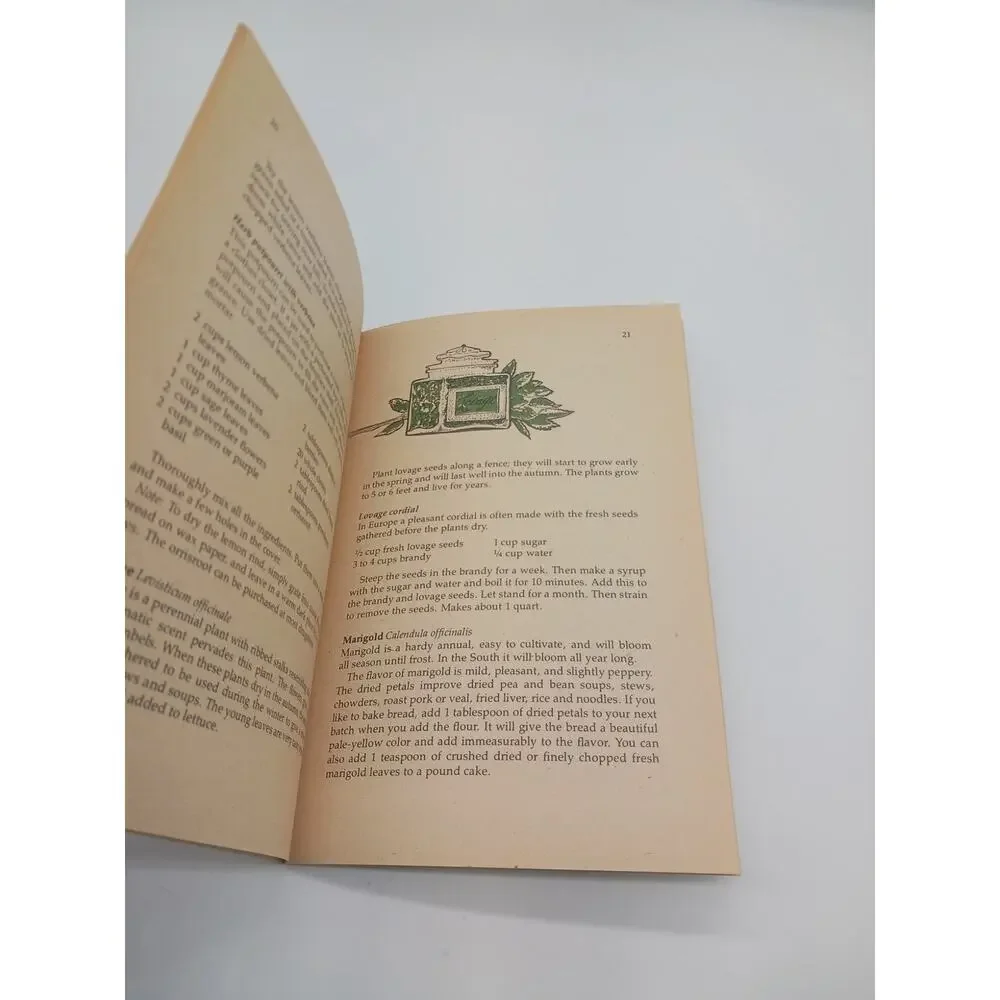 Vintage Booklet Cooking with Herbs Reader's Digest 1978 Recipes